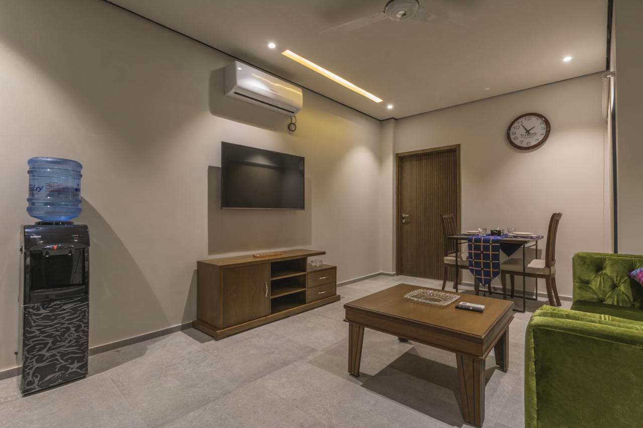 Trivelles Executive Suites Islamabad Eksteriør billede