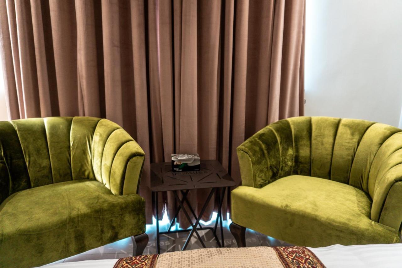 Trivelles Executive Suites Islamabad Eksteriør billede