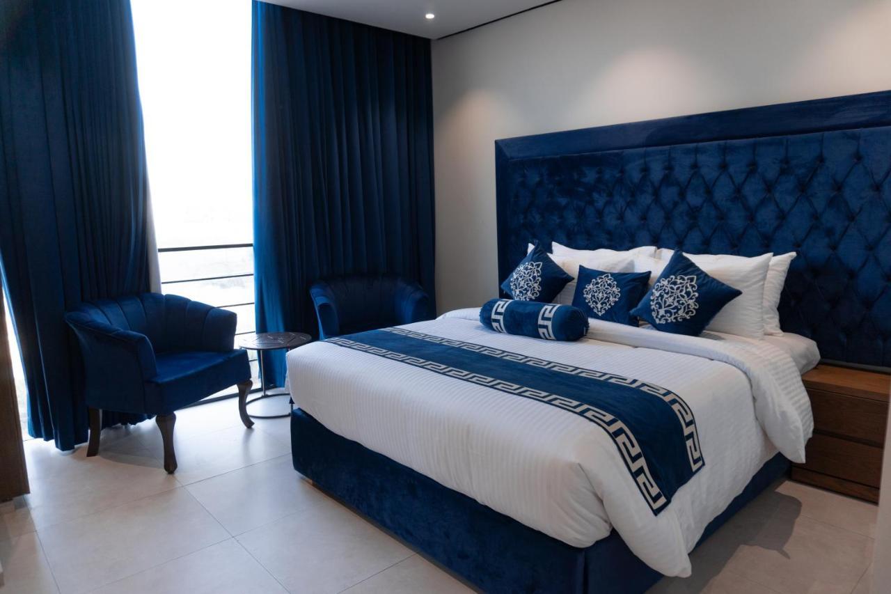 Trivelles Executive Suites Islamabad Eksteriør billede