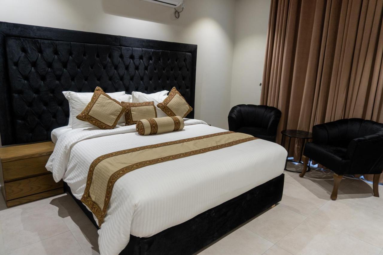 Trivelles Executive Suites Islamabad Eksteriør billede