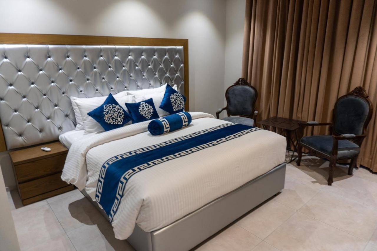 Trivelles Executive Suites Islamabad Eksteriør billede