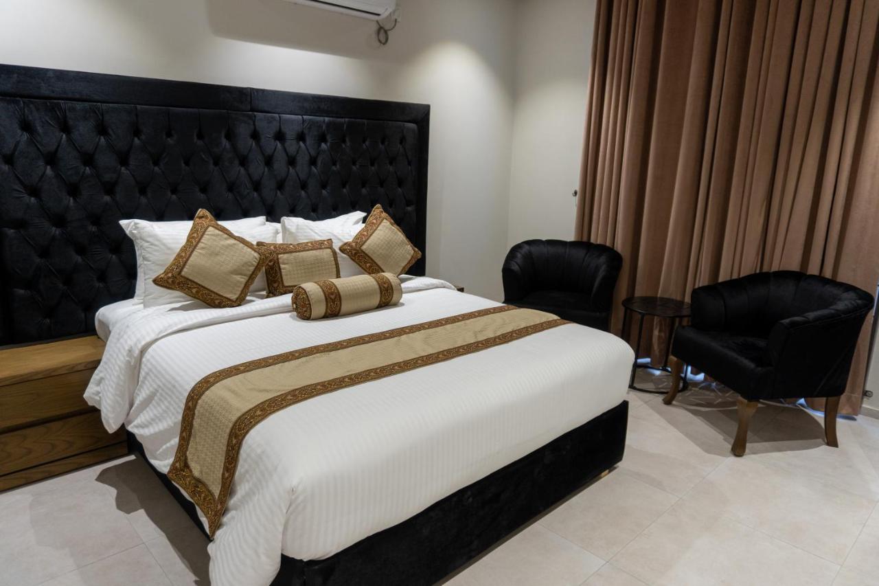 Trivelles Executive Suites Islamabad Eksteriør billede